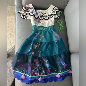 Encanto’s Mirabel costume size 5/6